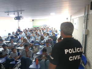 ESPC faz visita a escola cívico-militar do Núcleo Bandeirante