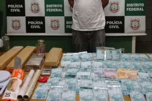 Preso traficante que vendia drogas em condomínio