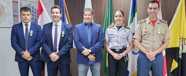 Delegado-Geral da PCDF é agraciado com a Láurea de Honra do Consesp