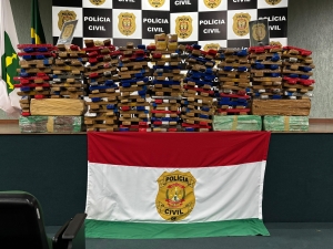 PCDF e PRF apreendem mais de 400 kg de maconha na BR-364, em Jataí/GO